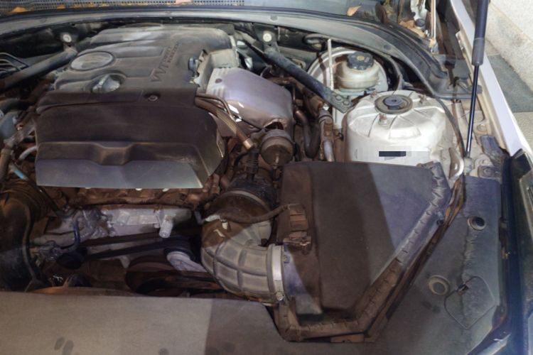 Used Cadillac ATS-L 2016 28T Tech Edition Engine Bay Left
