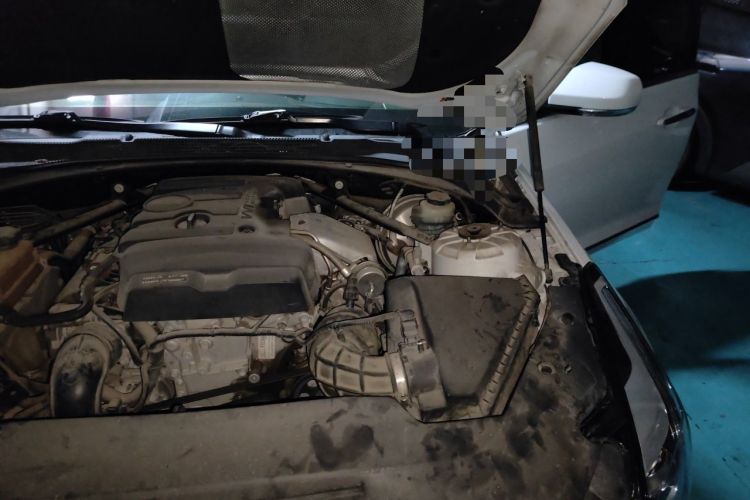 Used Cadillac ATS-L 2016 28T Fashion Edition Engine Bay Left