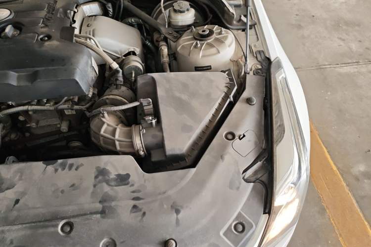 Used Cadillac ATS-L 2016 28T Fashion Edition Engine Bay Left