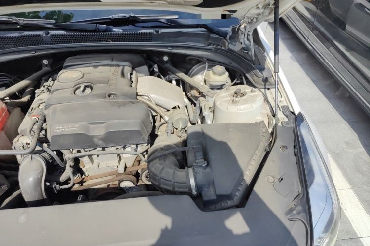 Used Cadillac ATS-L 2016 28T Fashion Edition Engine Bay Left