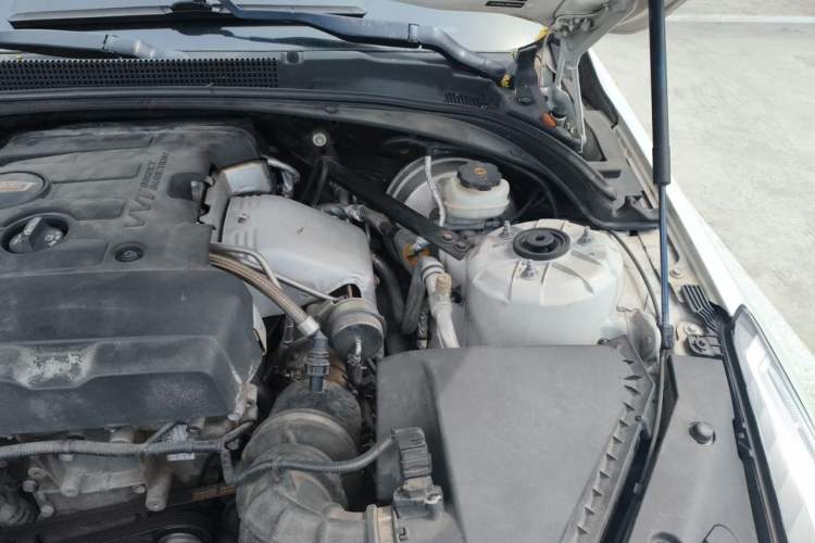 Used Cadillac ATS-L 2016 28T Fashion Edition Engine Bay Left