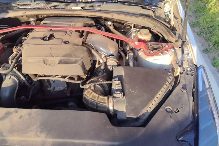 Used Cadillac ATS-L 2016 28T Fashion Edition Engine Bay Left
