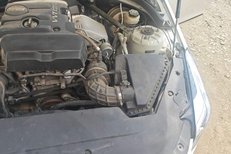 Used Cadillac ATS-L 2016 28T Fashion Edition Engine Bay Left