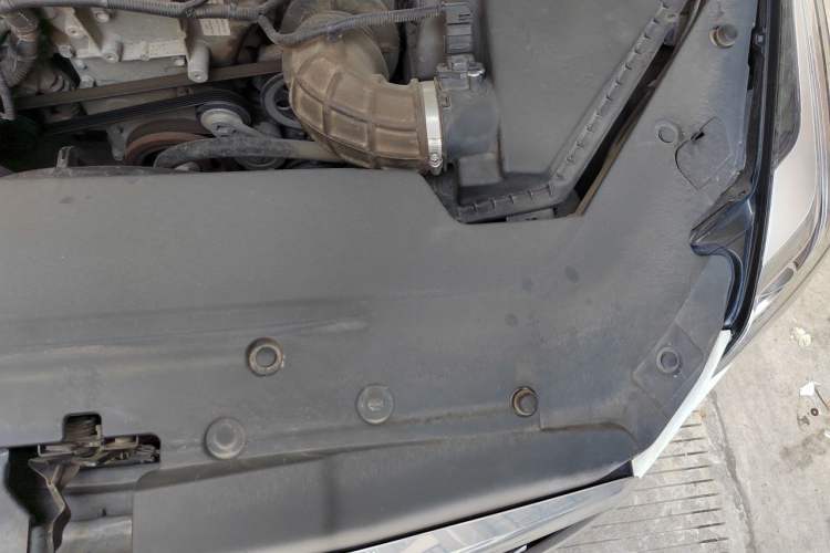 Used Cadillac ATS-L 2016 28T Tech Edition Engine Bay Left