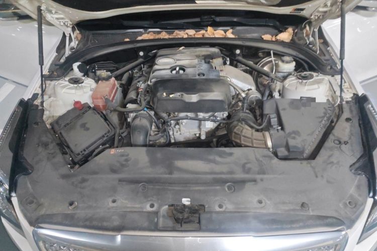 Used Cadillac ATS-L 2016 28T Fashion Edition Engine Bay
