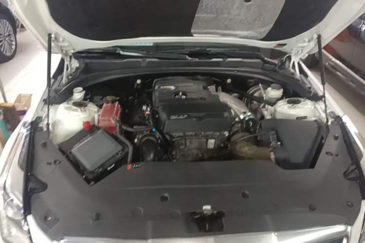 Used Cadillac ATS-L 2016 28T Tech Edition Engine Bay