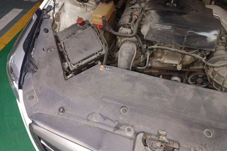 Used Cadillac ATS-L 2016 28T Tech Edition Engine Bay Right