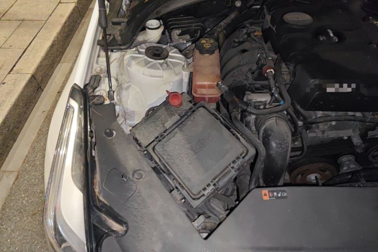 Used Cadillac ATS-L 2016 28T Fashion Edition Engine Bay Right