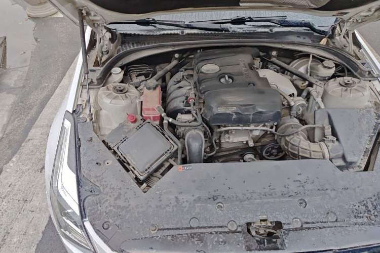 Used Cadillac ATS-L 2016 28T Tech Edition Engine Bay Right