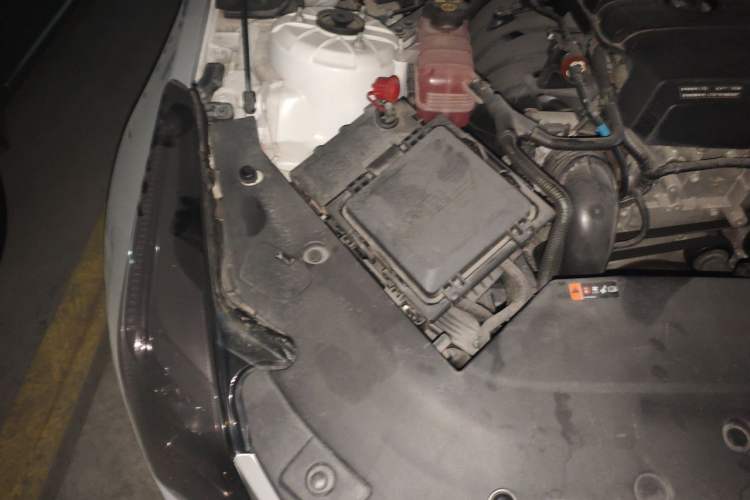 Used Cadillac ATS-L 2016 28T Premier Model Engine Bay Right
