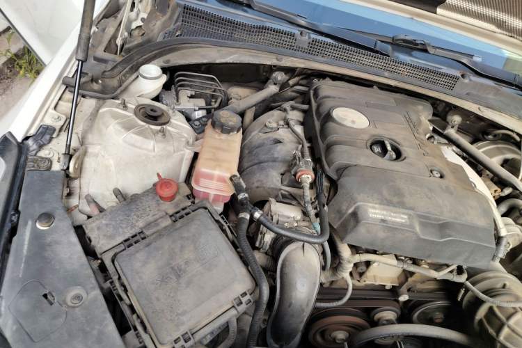 Used Cadillac ATS-L 2016 28T Fashion Edition Engine Bay Right