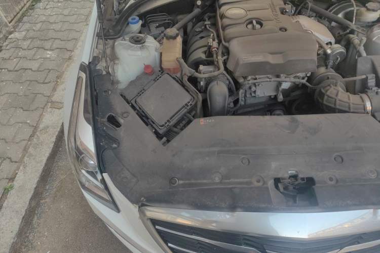Used Cadillac ATS-L 2016 28T Fashion Edition Engine Bay Right
