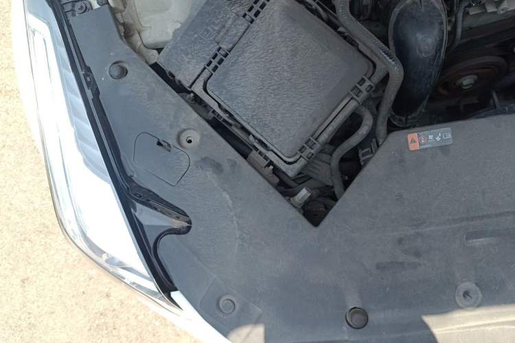 Used Cadillac ATS-L 2016 28T Tech Edition Engine Bay Right