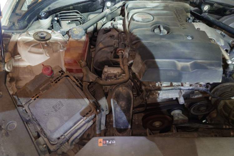 Used Cadillac ATS-L 2016 28T Tech Edition Engine Bay Right