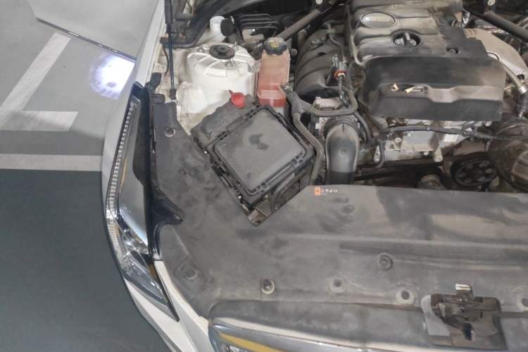 Used Cadillac ATS-L 2016 28T Fashion Edition Engine Bay Right
