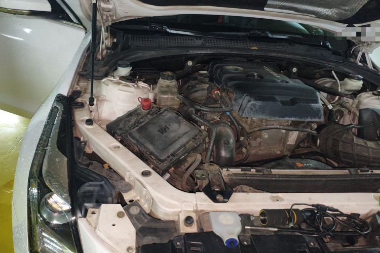 Used Cadillac ATS-L 2016 28T Tech Edition Engine Bay Right