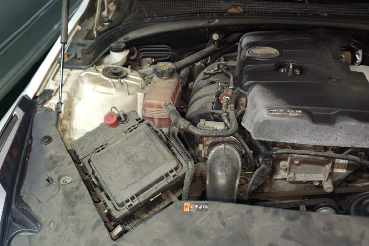 Used Cadillac ATS-L 2016 28T Fashion Edition Engine Bay Right
