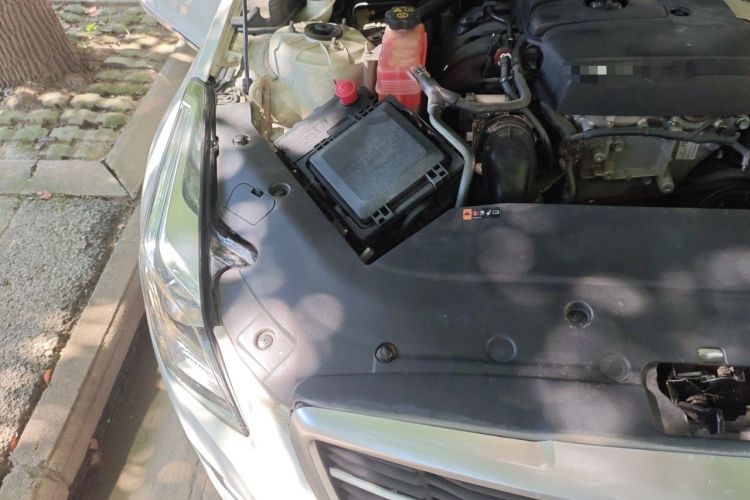 Used Cadillac ATS-L 2016 28T Fashion Edition Engine Bay Right