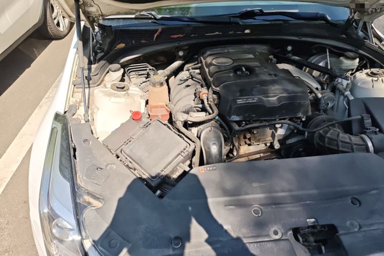 Used Cadillac ATS-L 2016 28T Tech Edition Engine Bay Right