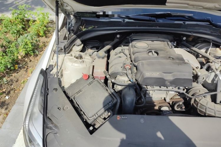 Used Cadillac ATS-L 2016 28T Fashion Edition Engine Bay Right