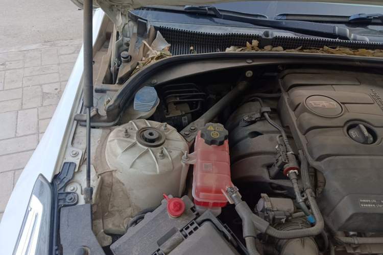 Used Cadillac ATS-L 2016 28T Tech Edition Engine Bay Right