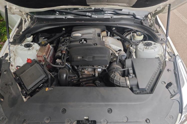 Used Cadillac ATS-L 2016 28T Fashion Edition Engine Bay