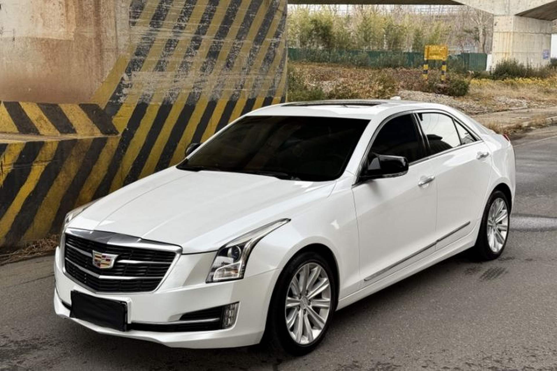 Used Cadillac ATS-L 2016 28T Tech Edition Front Left 45 Deg