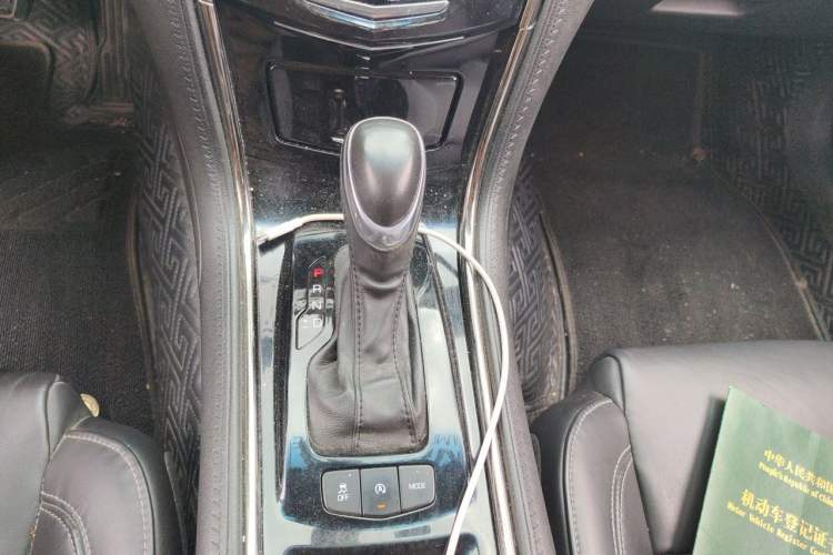 Used Cadillac ATS-L 2016 28T Fashion Edition Gear Lever
