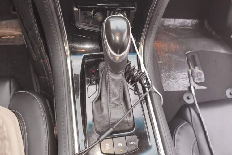 Used Cadillac ATS-L 2016 28T Tech Edition Gear Lever