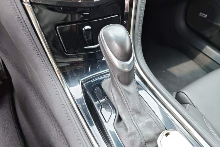 Used Cadillac ATS-L 2016 28T Tech Edition Gear Lever