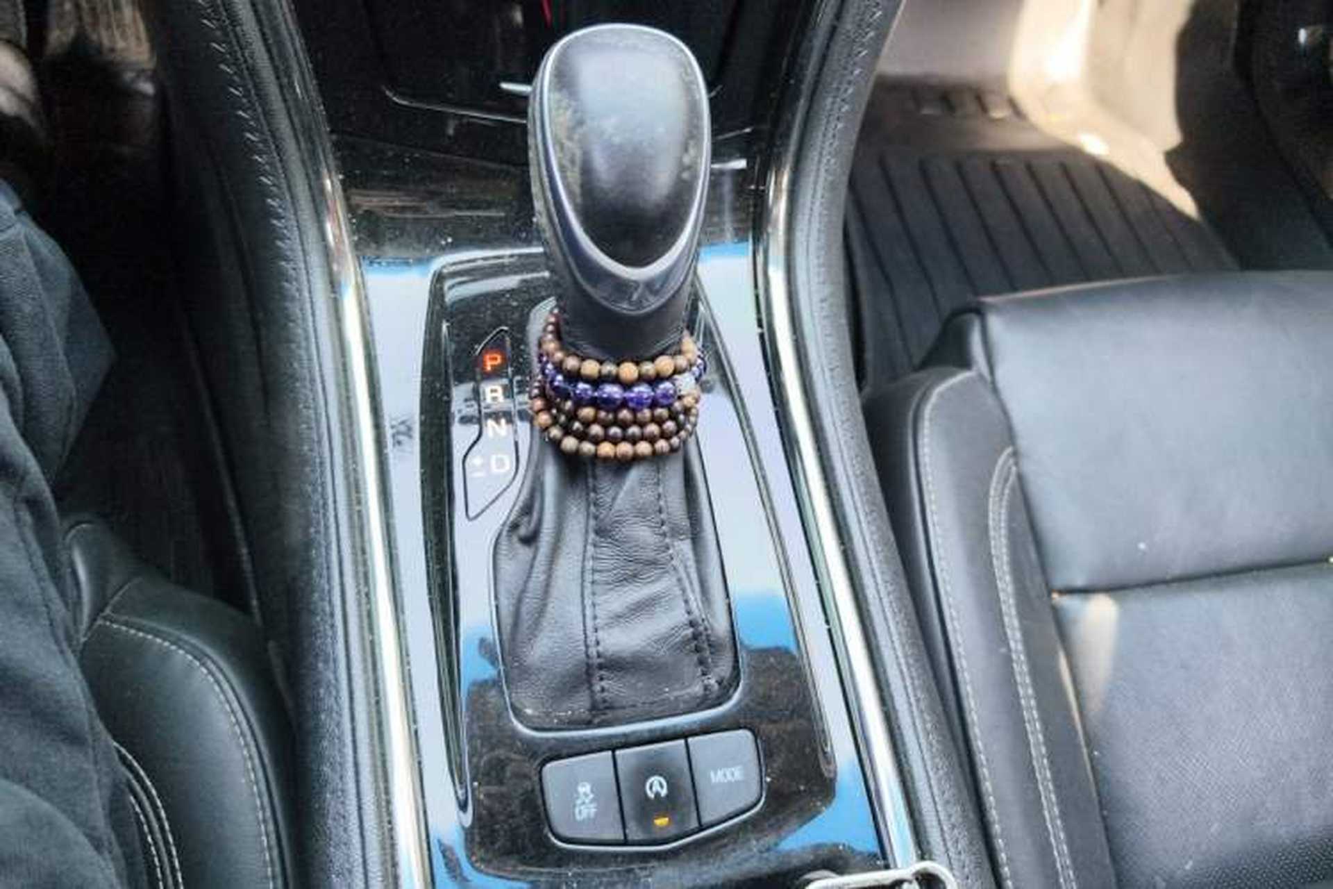 Used Cadillac ATS-L 2016 28T Fashion Edition Gear Lever