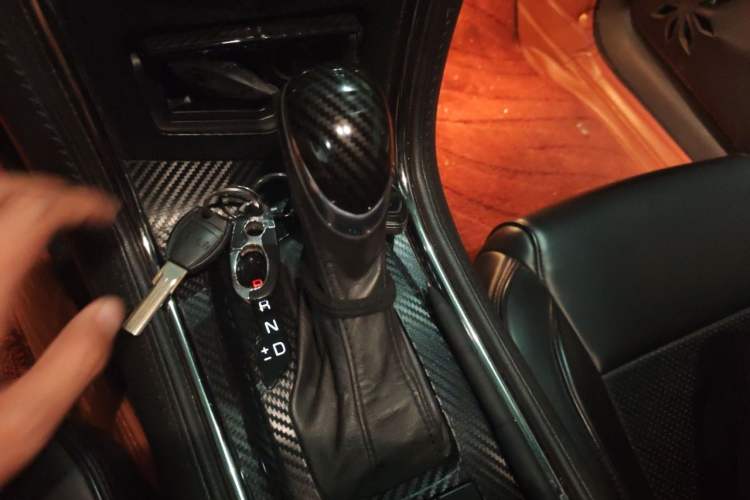 Used Cadillac ATS-L 2016 28T Elite Edition Gear Lever