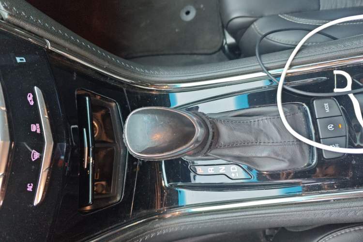 Used Cadillac ATS-L 2016 28T Tech Edition Gear Lever