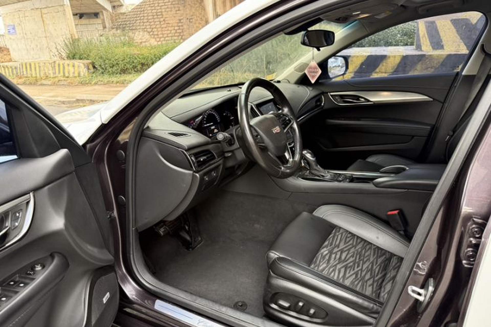 Used Cadillac ATS-L 2016 28T Tech Edition Interior 3