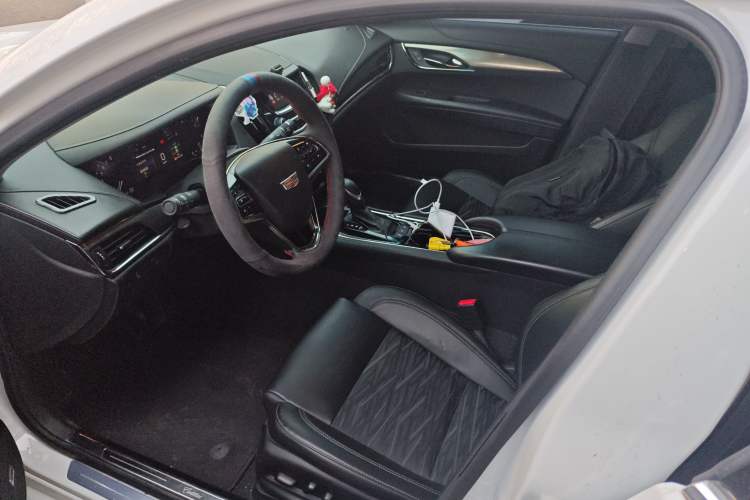 Used Cadillac ATS-L 2016 28T Tech Edition Interior 3