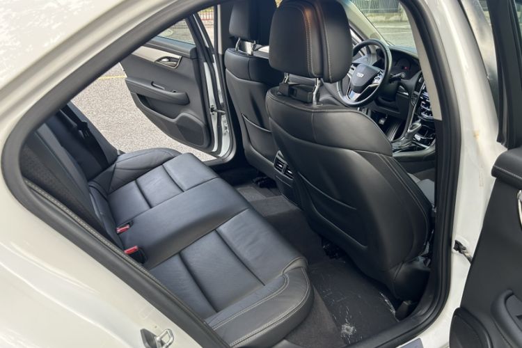 Used Cadillac ATS-L 2016 28T Fashion Edition Interior 4