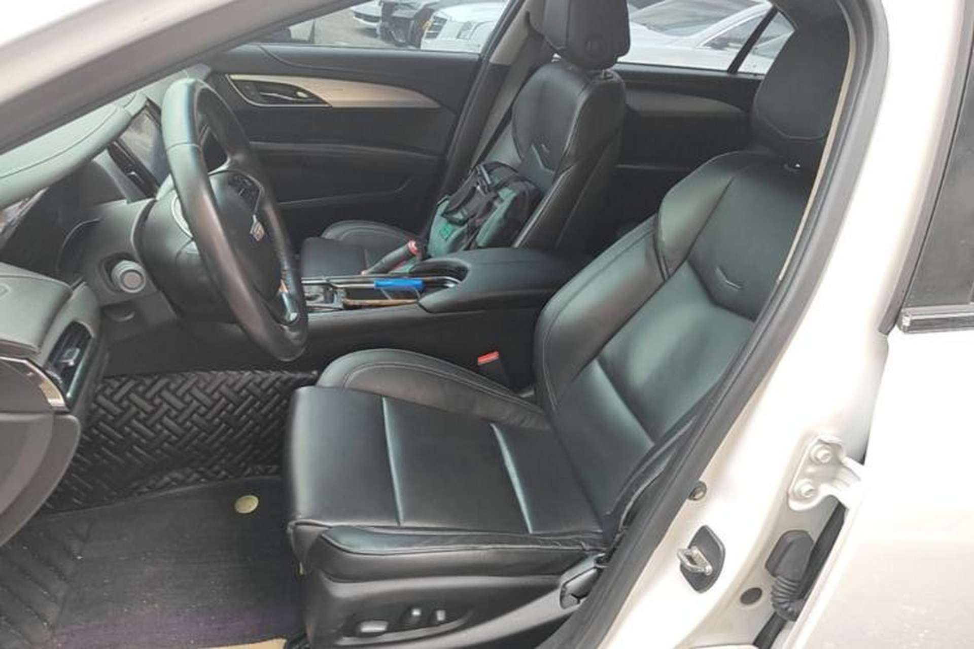 Used Cadillac ATS-L 2016 28T Fashion Edition Left Front Seat