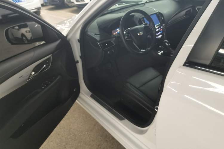 Used Cadillac ATS-L 2016 28T Fashion Edition Left Front Seat