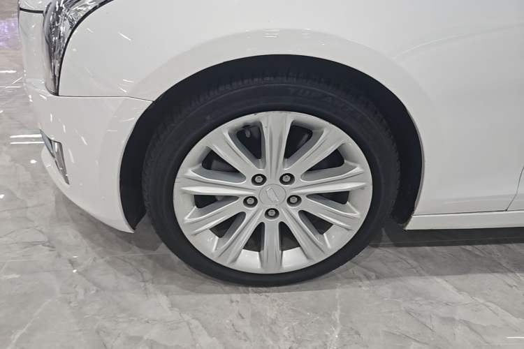 Used Cadillac ATS-L 2016 28T Tech Edition Left Front Wheel Hub