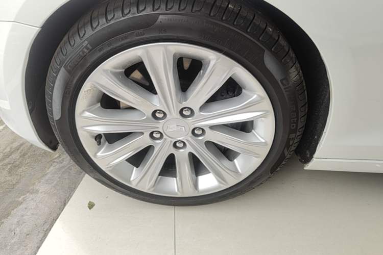 Used Cadillac ATS-L 2016 28T Fashion Edition Left Front Wheel Hub