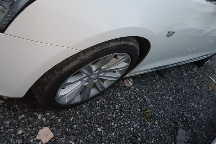 Used Cadillac ATS-L 2016 28T Fashion Edition Left Front Wheel Hub