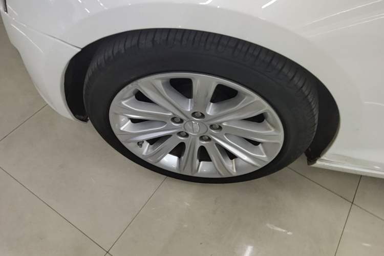 Used Cadillac ATS-L 2016 28T Fashion Edition Left Front Wheel Hub
