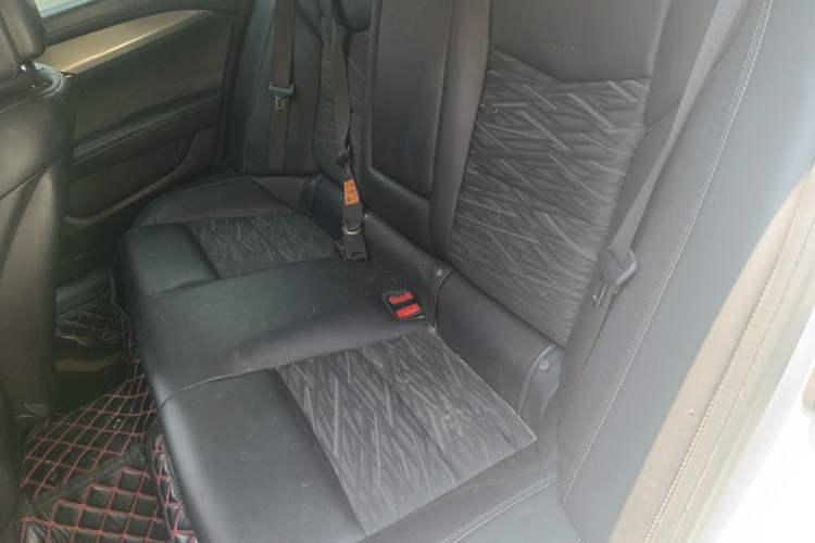 Used Cadillac ATS-L 2016 28T Tech Edition Left Rear Seat