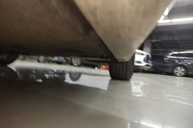 Used Cadillac ATS-L 2016 28T Fashion Edition Left Side Sill