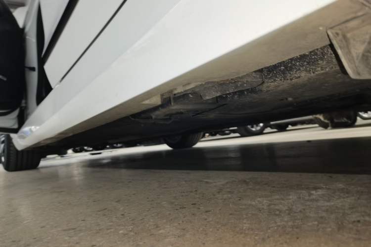 Used Cadillac ATS-L 2016 28T Fashion Edition Left Side Sill