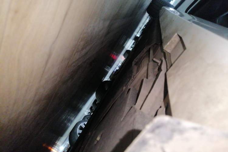 Used Cadillac ATS-L 2016 28T Tech Edition Left Side Sill