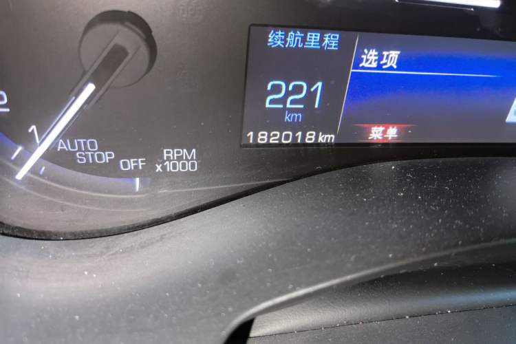 Used Cadillac ATS-L 2016 28T Fashion Edition Odometer Close Up