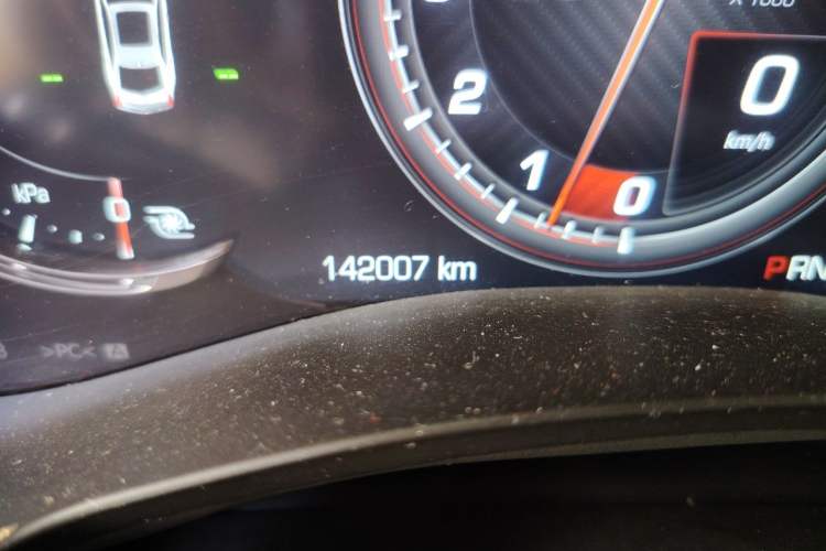 Used Cadillac ATS-L 2016 28T Fashion Edition Odometer Close Up