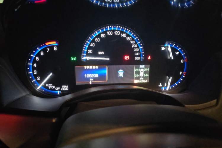 Used Cadillac ATS-L 2016 28T Fashion Edition Odometer Close Up