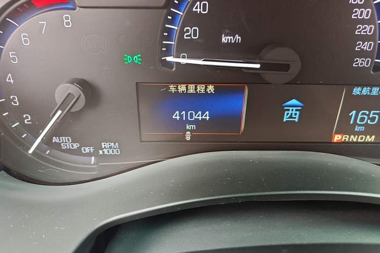 Used Cadillac ATS-L 2016 28T Fashion Edition Odometer Close Up